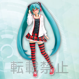 Sega: Vocaloid - Super Premium Miku Hatsune (Diva) Figure - Bards & Cards