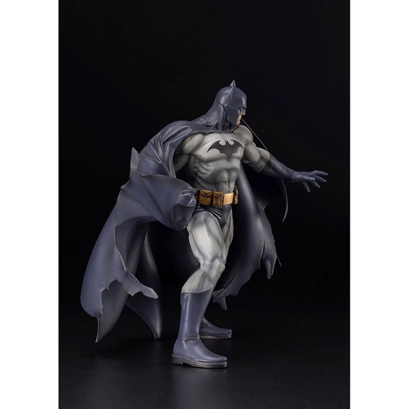 KOTOBUKIYA ARTFX: DC Comics - Batman (Hush Renewal Package) Statue - Bards & Cards