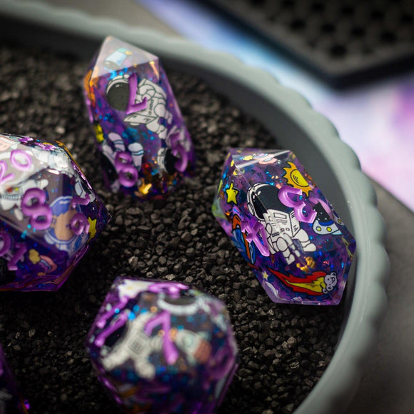 Space Bear Handmade Resin DND Dice Set - Bards & Cards