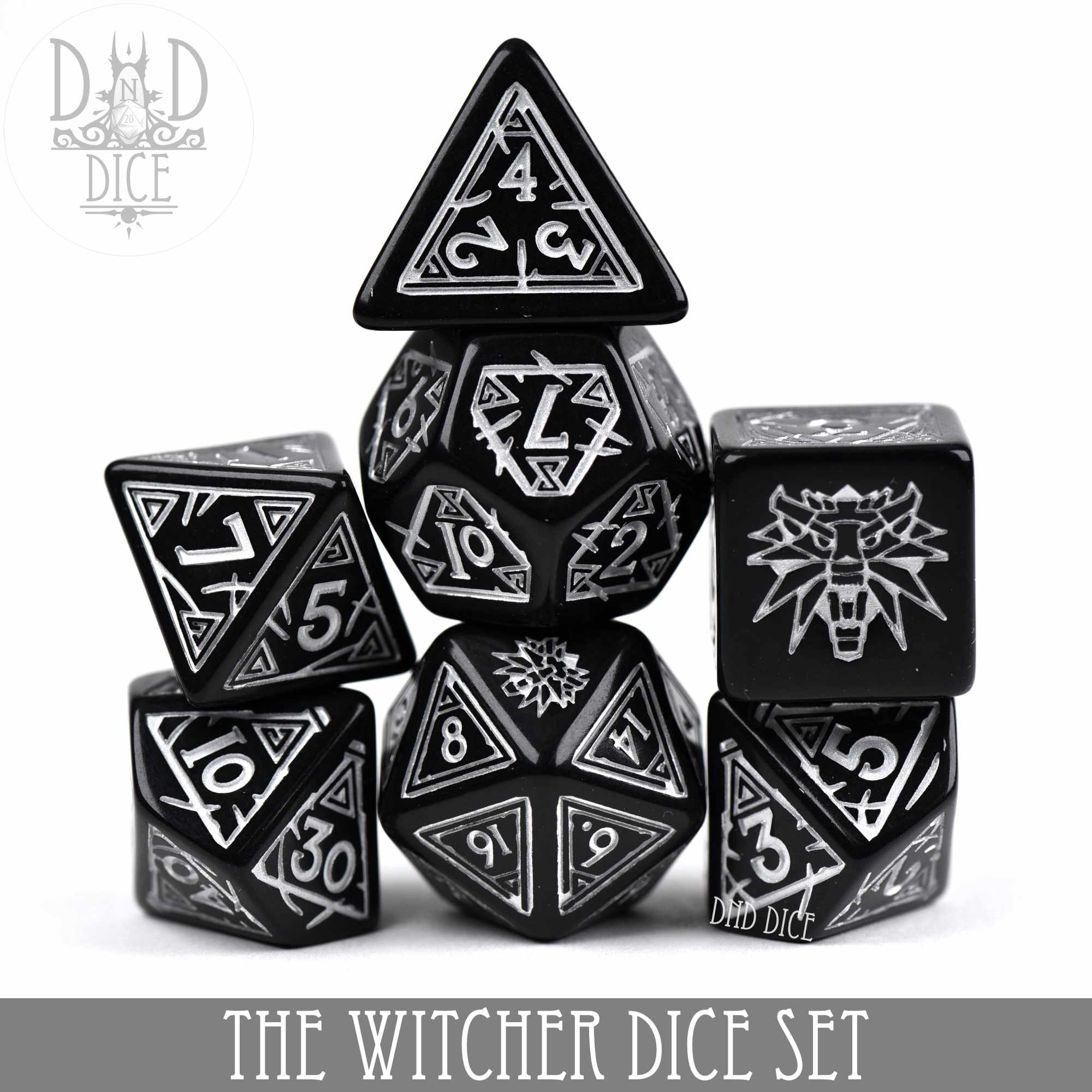 The Witcher Dice Set and Coin - Geralt - Bards & Cards