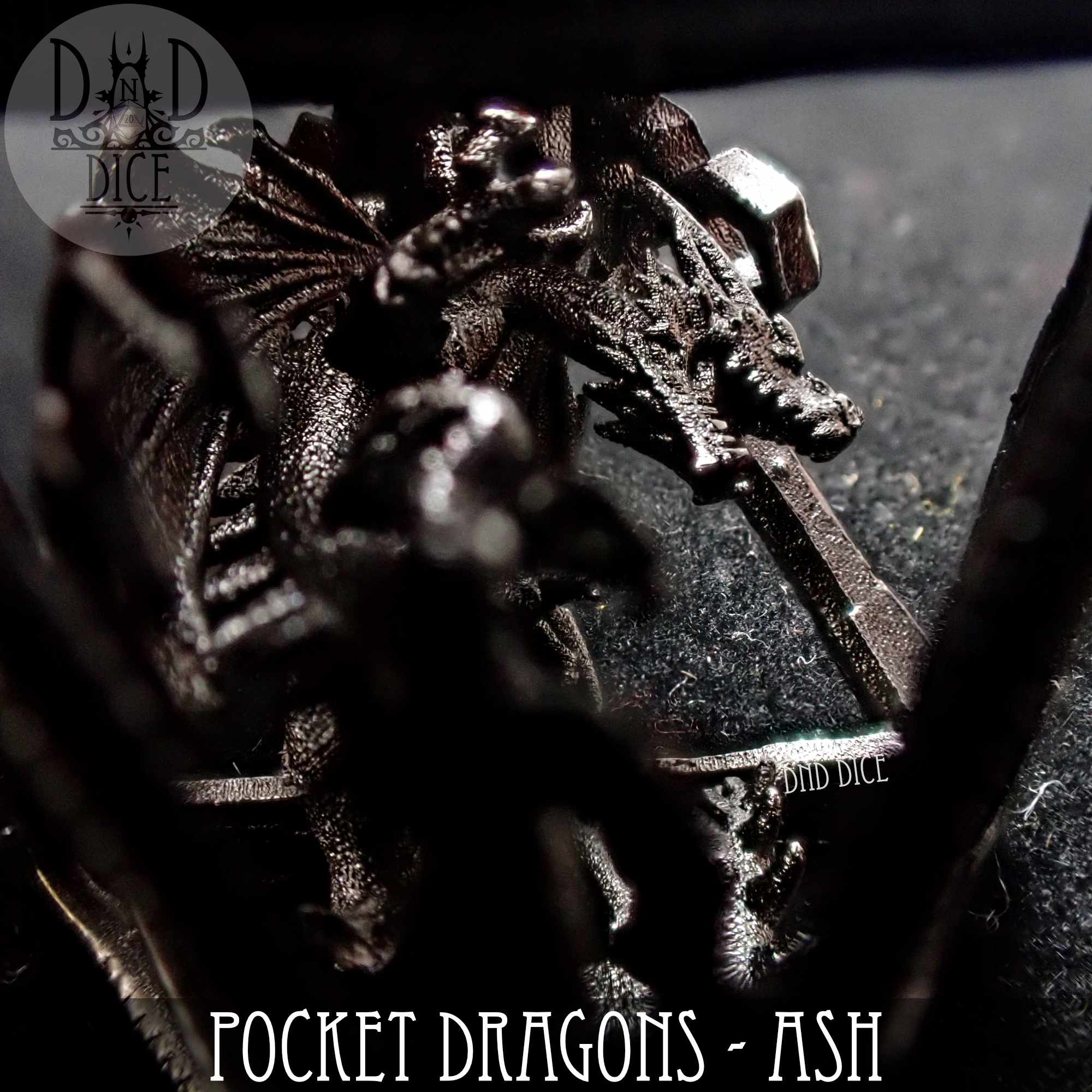 Pocket Dragons Ash - Metal Dice Set (Gift Box) - Bards & Cards