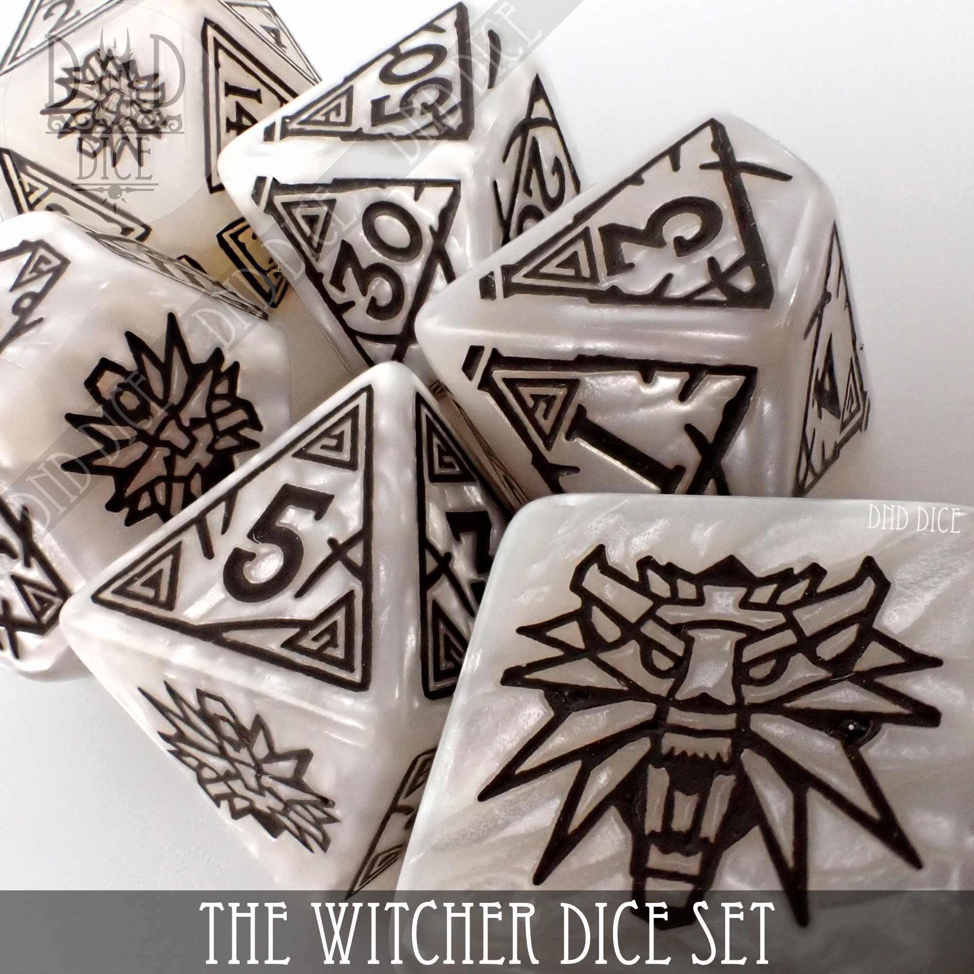 The Witcher Dice Set and Coin - Geralt - Bards & Cards