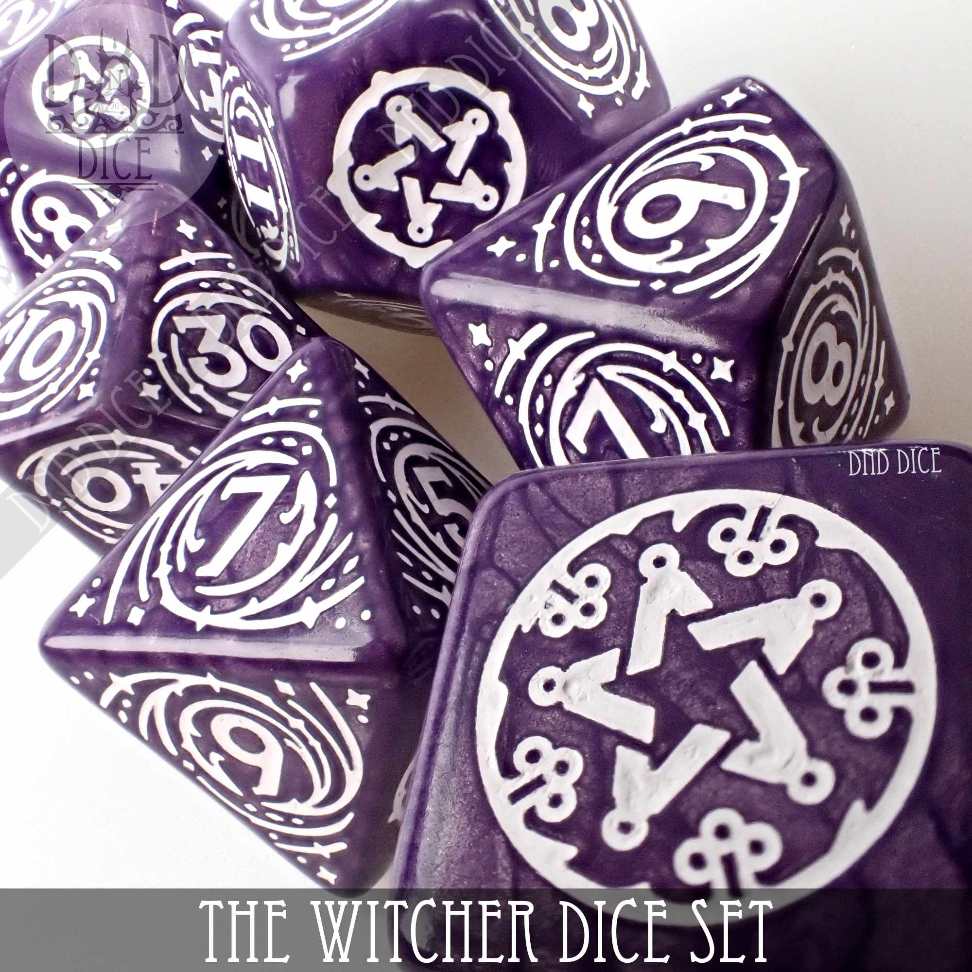 The Witcher Dice Set and Coin - Yennefer - Bards & Cards