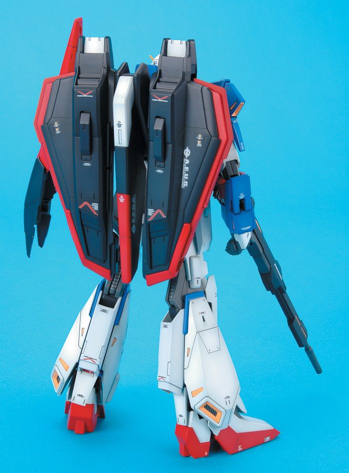 BANDAI MG Zeta Gundam ver 2.0 Z Gundam M - Bards & Cards