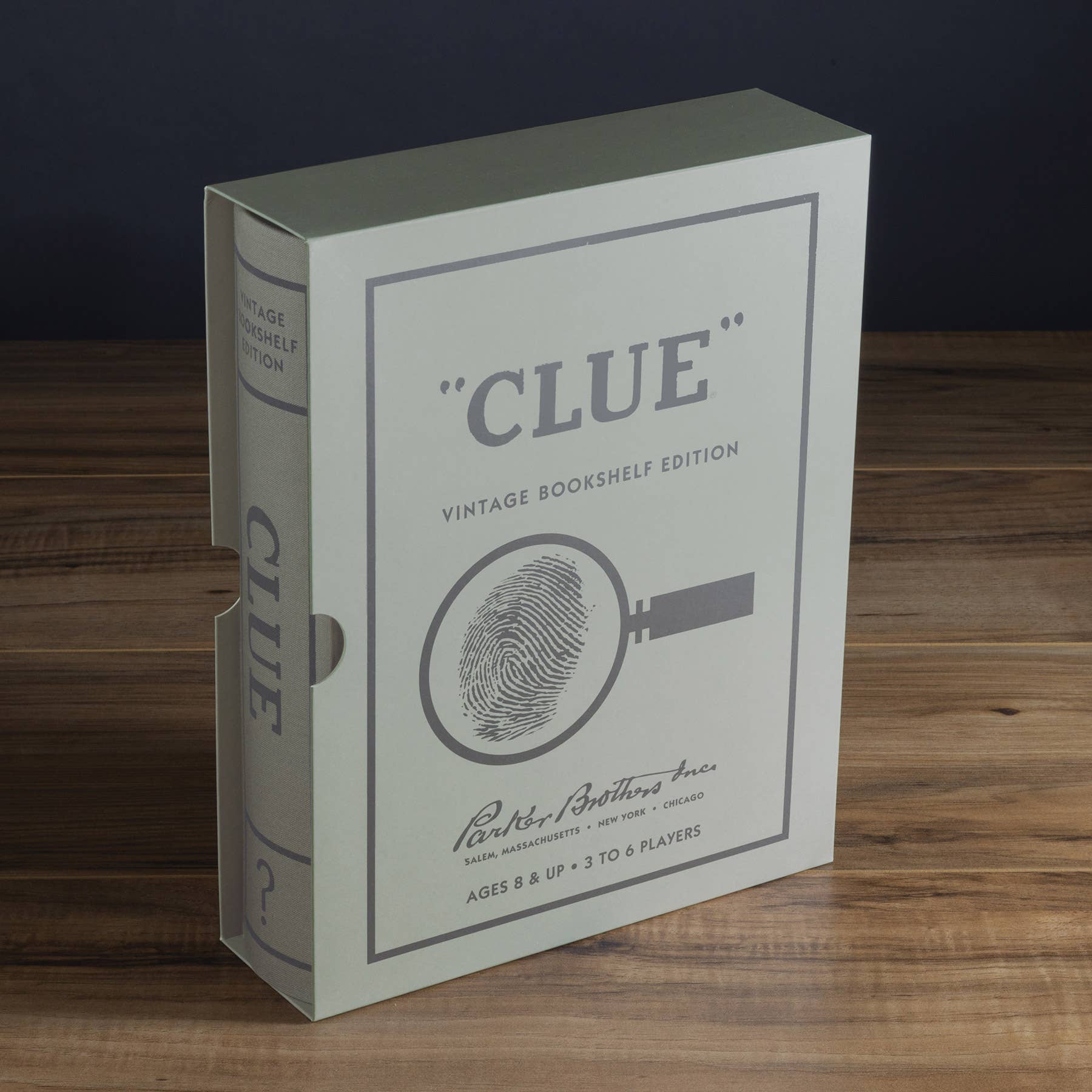 Clue - Vintage Bookshelf Edition - Bards & Cards