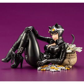 KOTOBUKIYA Bishoujo: DC Comics Catwoman Returns Statue - Bards & Cards