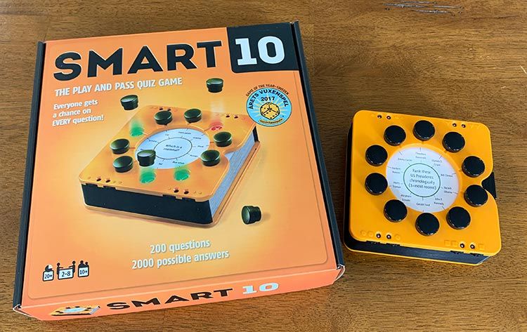 Smart 10 Trivia Quiz Interactive Family Friendly Party Board Game  Bananagrams BNASMT001