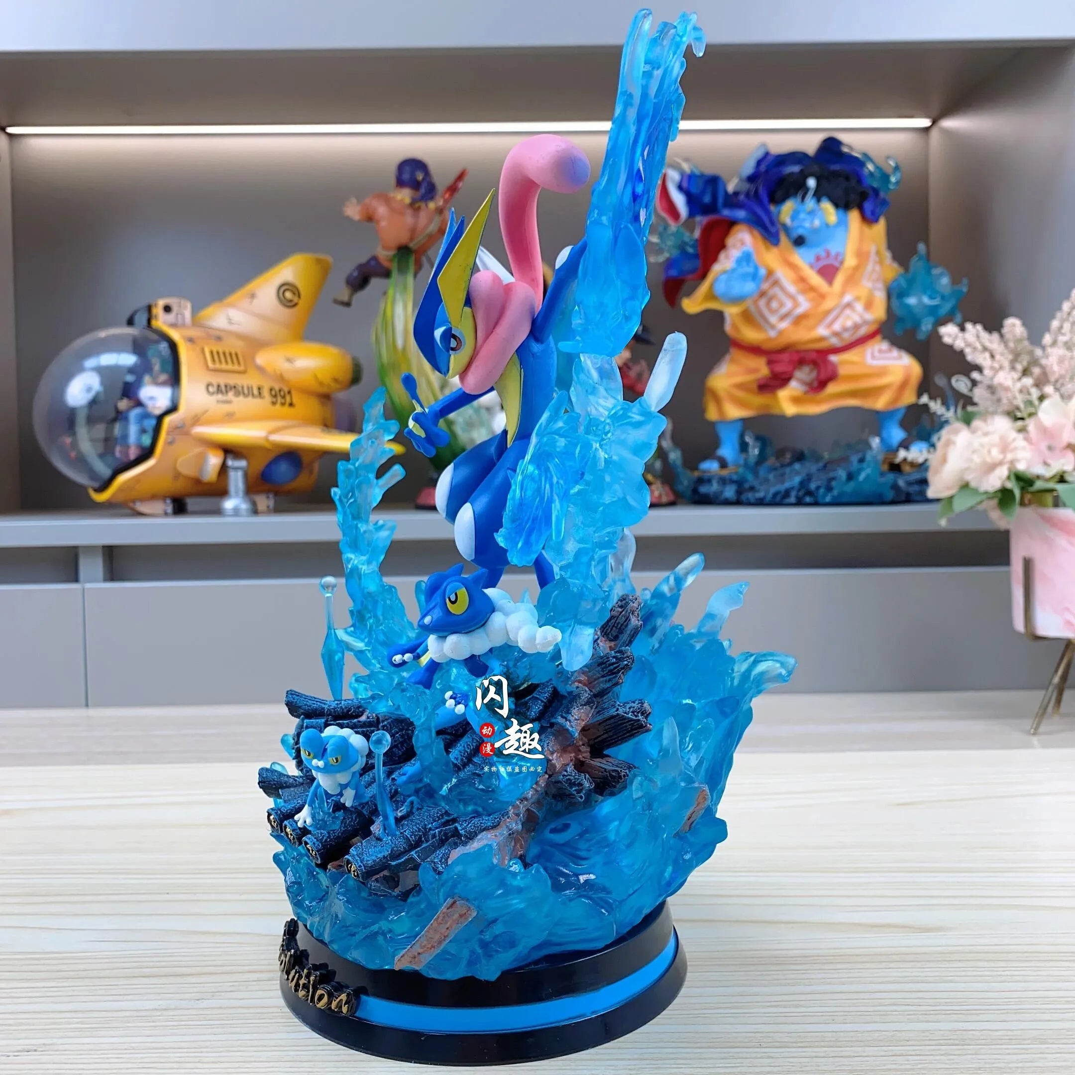 Pokemon Evolution Figures - Charizard, Eevee, Mewtwo, Gengar