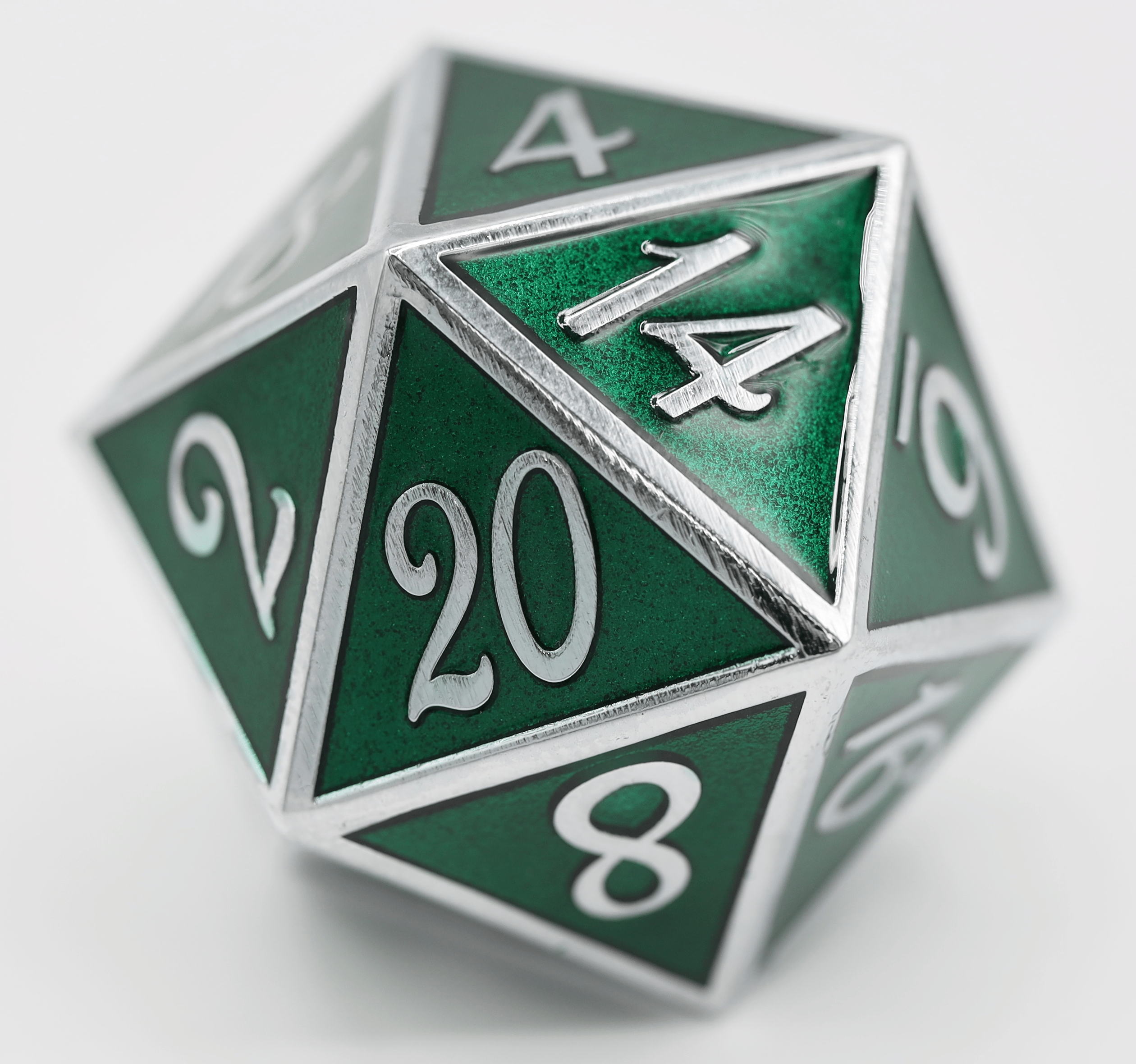 35mm Metal D20 - Silver with Emerald - Bards & Cards