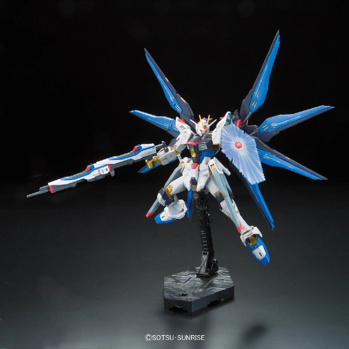 Bandai Hobby #14 RG Strike Freedom Model Kit (1/144 Scale) - Bards & Cards