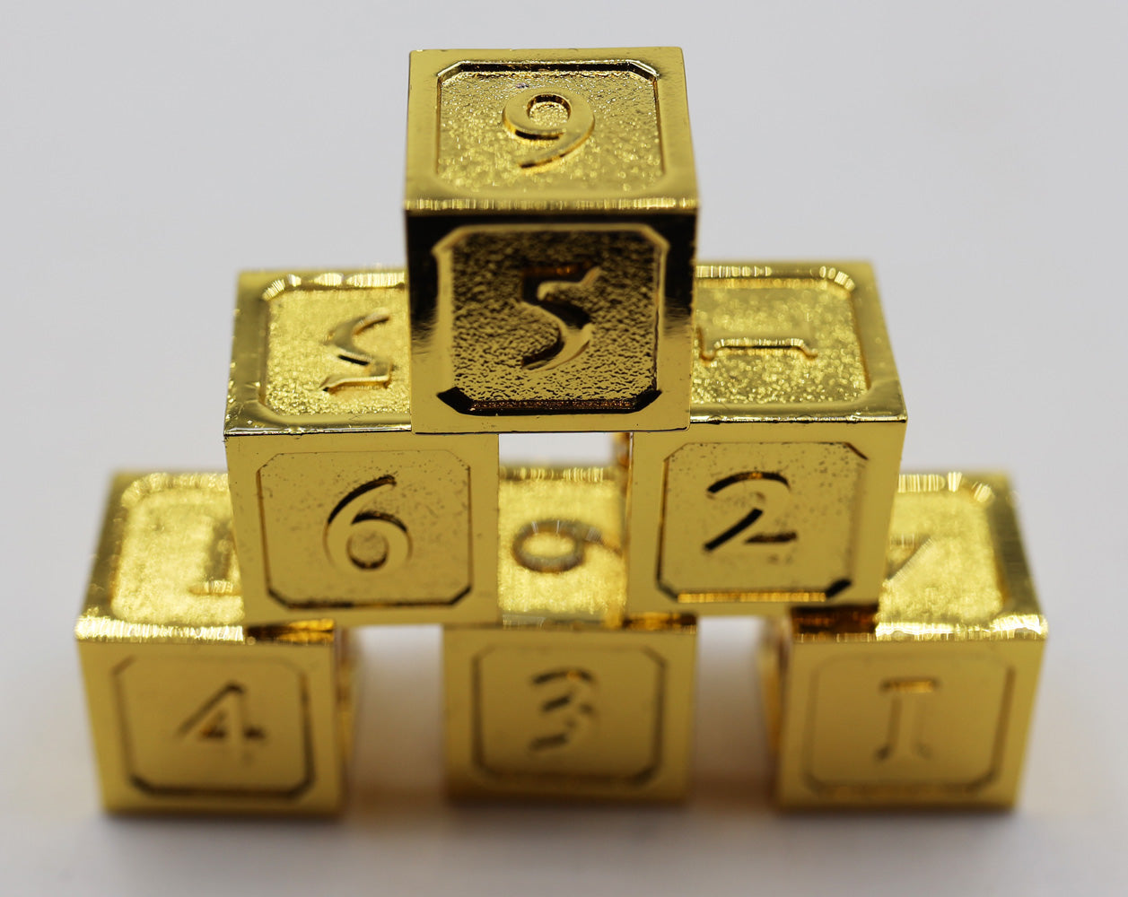 6 piece Metal D6's - Gold - Bards & Cards