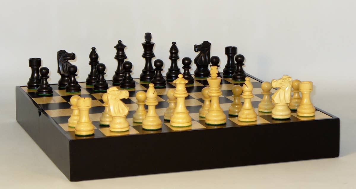 Chess Set - Black French Chessmen on Black/Maple Chest - Bards & Cards